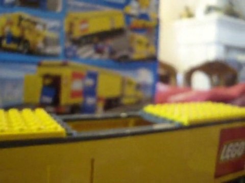 3221 Le camion LEGO City