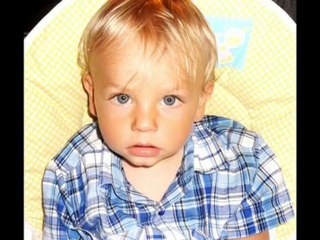 the cutest kid ever seen on youtube-must se video.