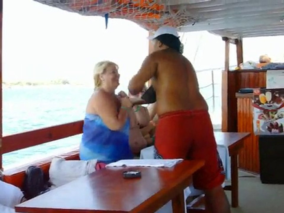 Кемер Анимация на яхте