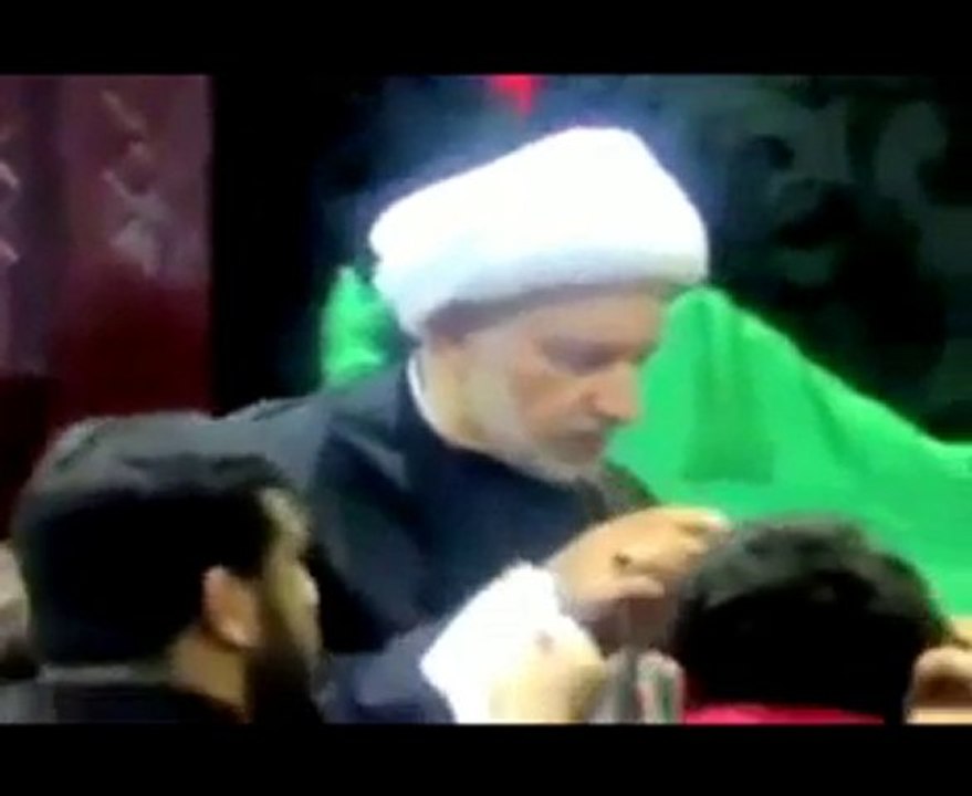 Chiites et la bénédiction dans le CRACHA d'un Ayathollah