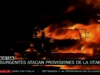 Insurgentes pakistaníes atacan provisiones de la OTAN