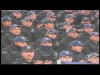 Calderón firma decreto de mando único policial 06 Oct 2010