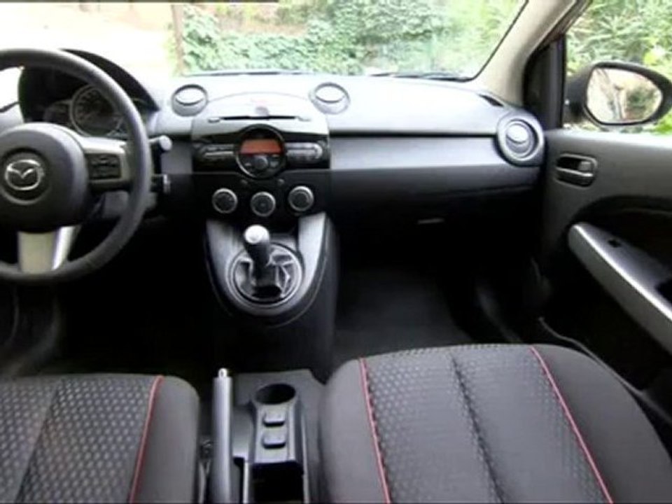 Mazda 2 Facelift - Deutsch