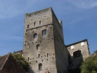 La cité médiévale de Sauveterre de Béarn par Muriel Bachoue