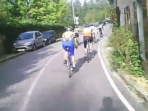 2010 - Sortie Amicale du 09/10/2010 - Descente sur La Celle les Bordes. Dans la roue de Marcel