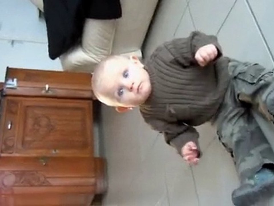 Axel 9 mois