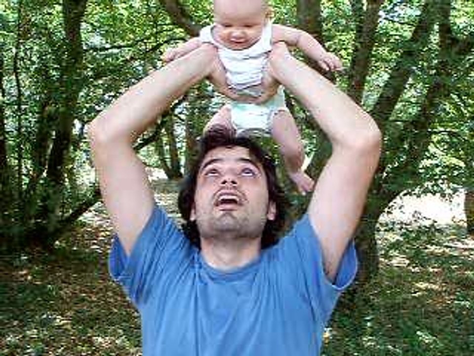 sur la tête de baba