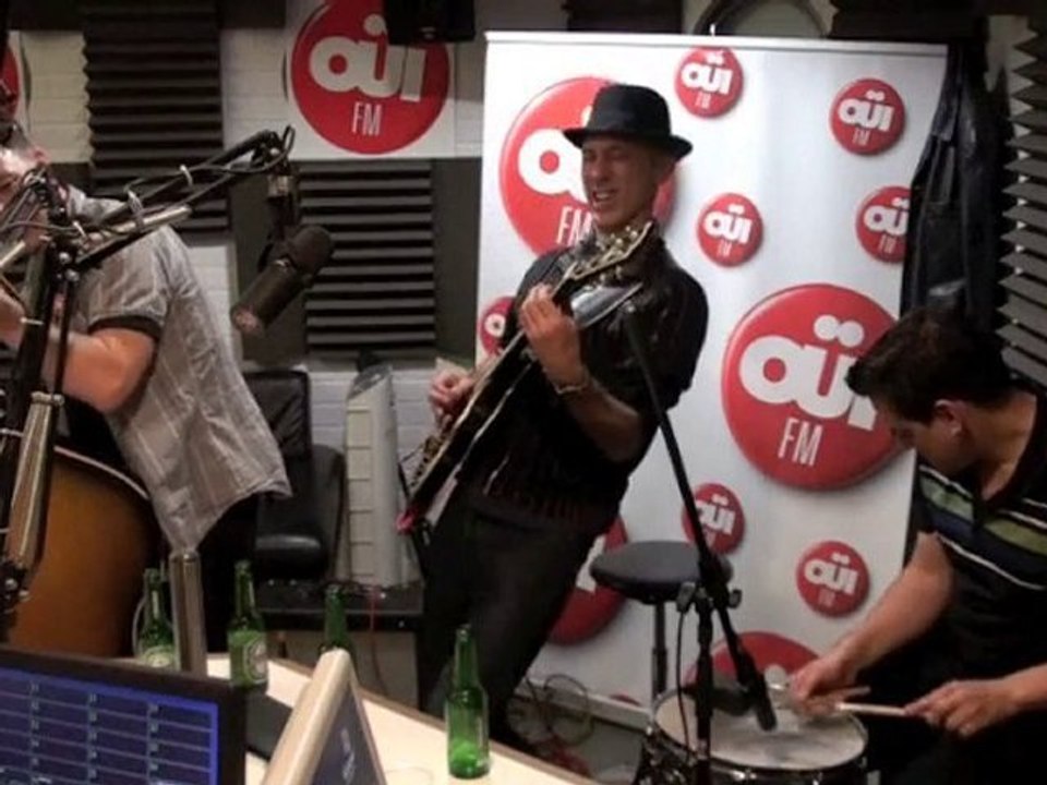 The Hillbilly Moon Explosion - Gene Vincent Cover - Session Acoustique OÜI FM