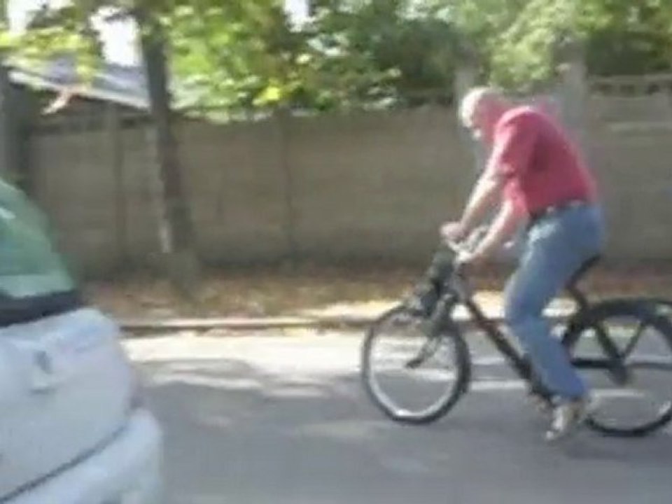 Solex Attitude ! Gargamel