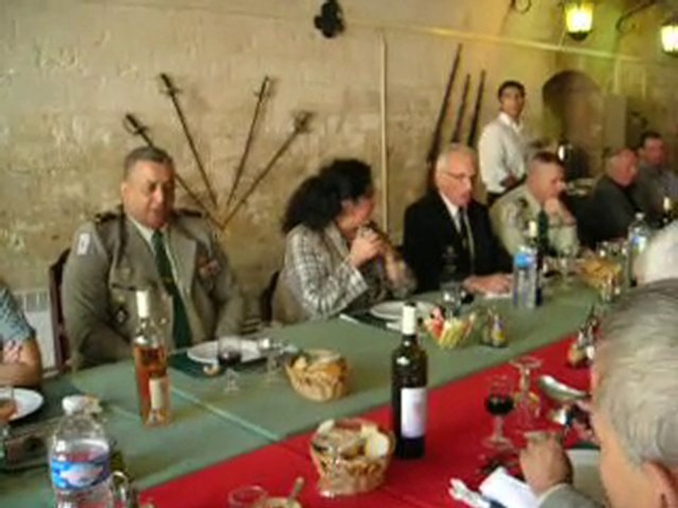 Contre les Viets
