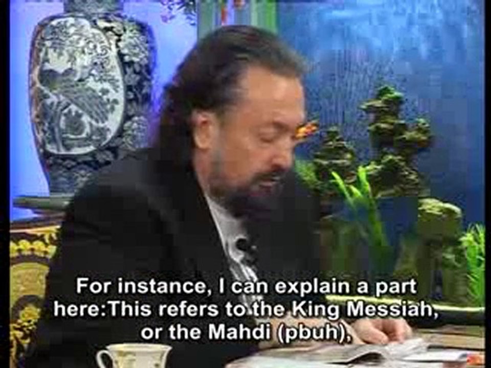 We should wait for the King Messiah -Hazrat Mahdi (pbuh)- fo