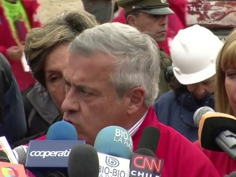 Chilean miners in good spirits as rescue efforts continue