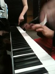 1 piano, 2 mains, 3 doigts