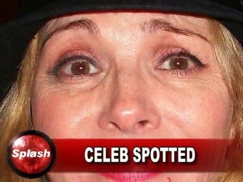 SNTV - Splash celebrity news beat