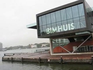 Découvrez l'Architecture Moderne à Amsterdam 🏙️