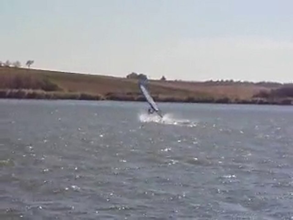 windsurf lorrain etang de bures 11.10.2010(florent 3)