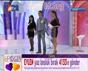 esra erol mini etek
