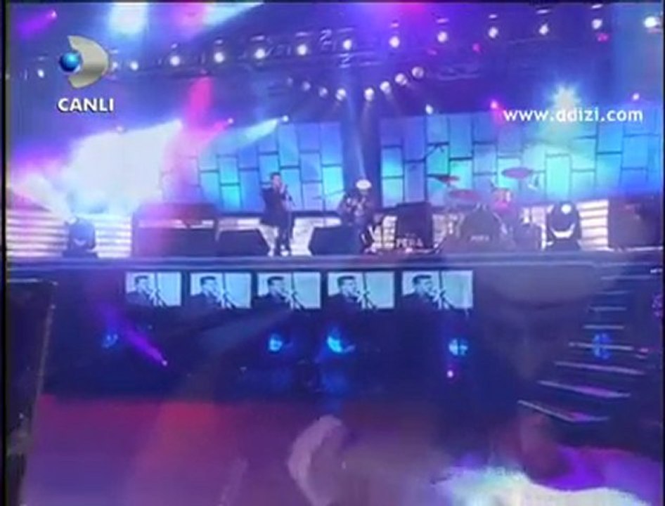 Murat Yılmazyıldırım - Cem Adrian - Kan Revan İçindeyim