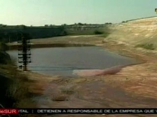 Detienen en Hungría a empresario por derrame de lodo tóxico