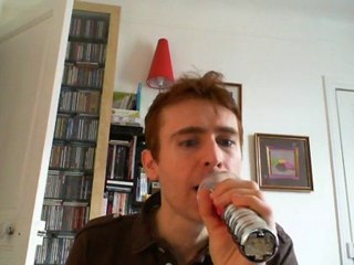 Wiwi égratigne "le son des capuches"