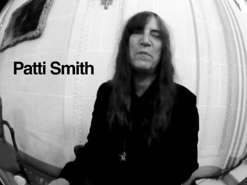Patti Smith - Interview FROM PARIS