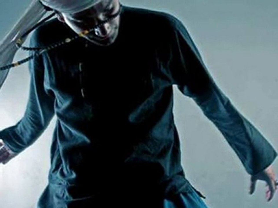 Benim yalnızlığım sana da yeter