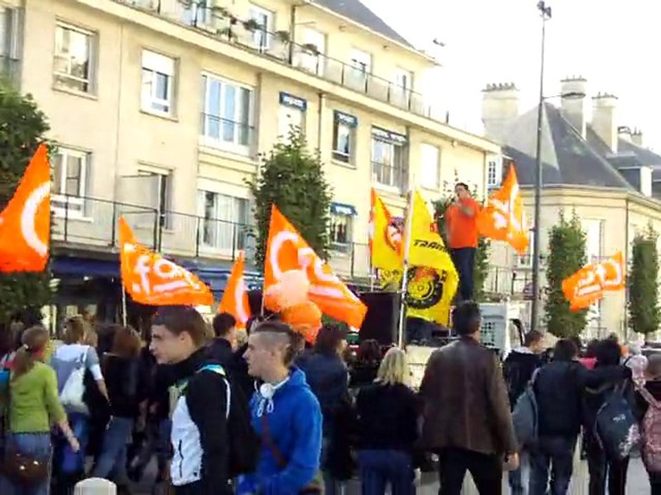 Beauvais : la CDFT met l'ambiance dans la manifestation