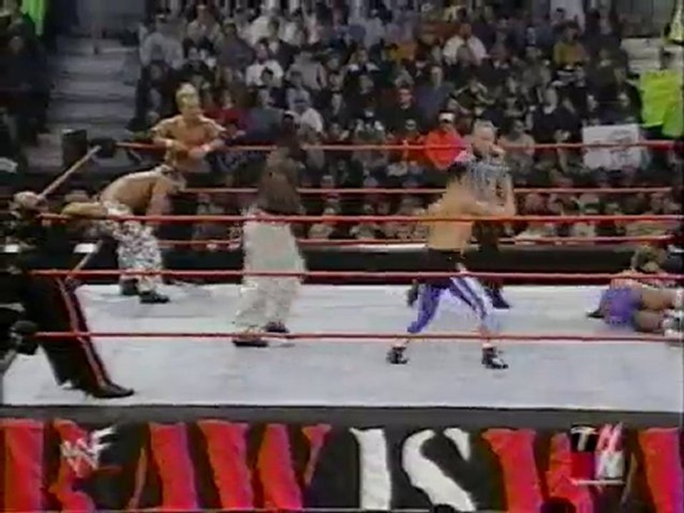 WWE Raw - 1-15-2001_6