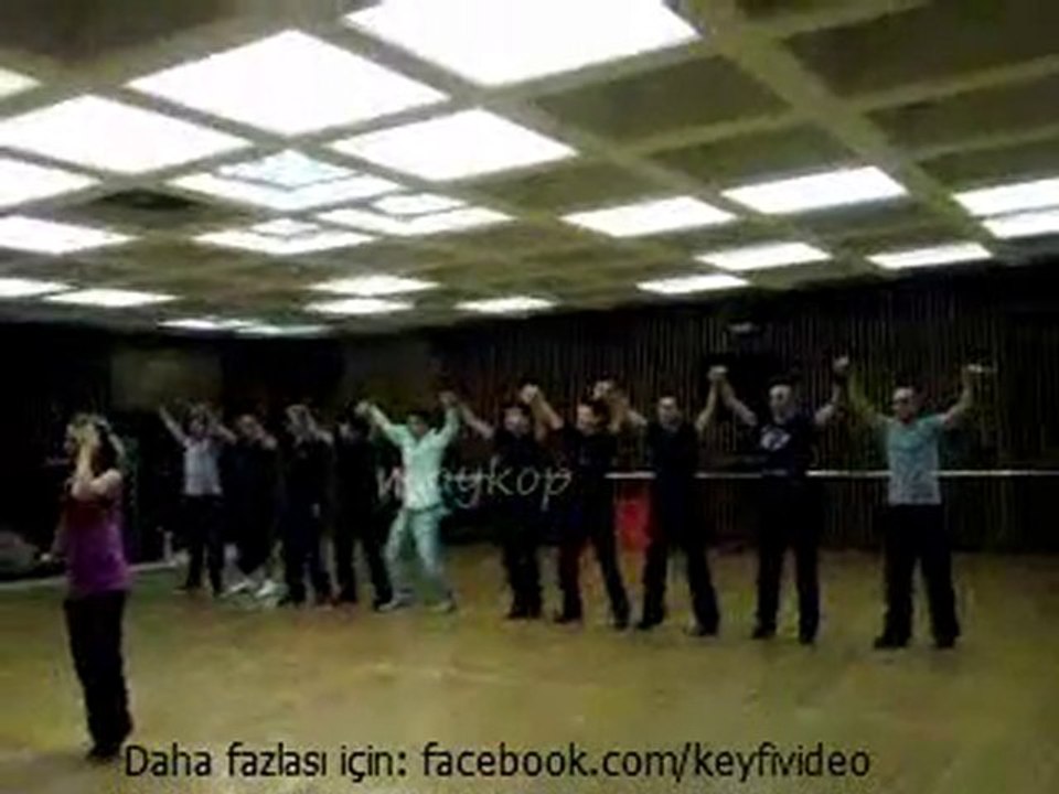 Apaçi DansıyLa  Horon