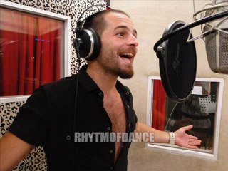 Yankı Alper - Bin Pişmanım