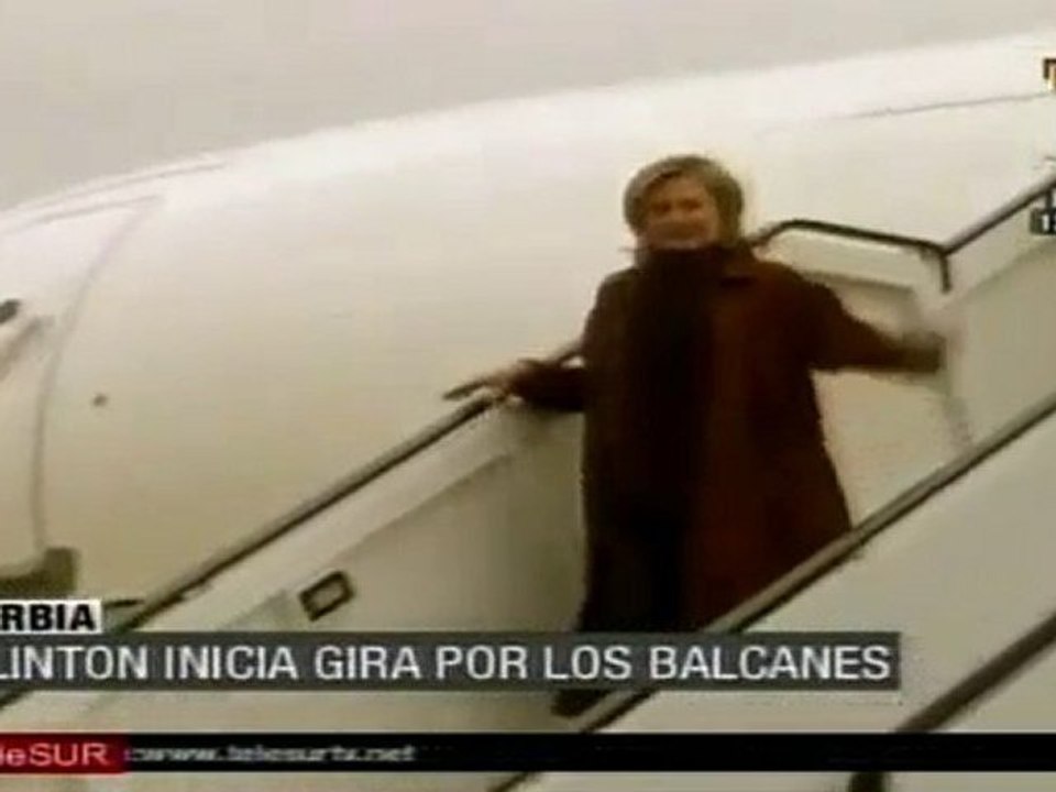 Hillary Clinton insta a Bosnia a acelerar reformas