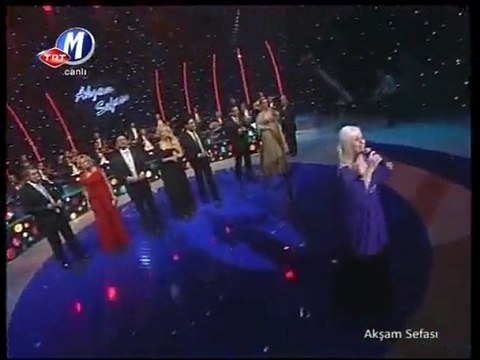 Ayşe İnak Ekiz-Mahmur Bakışlı Dilberim