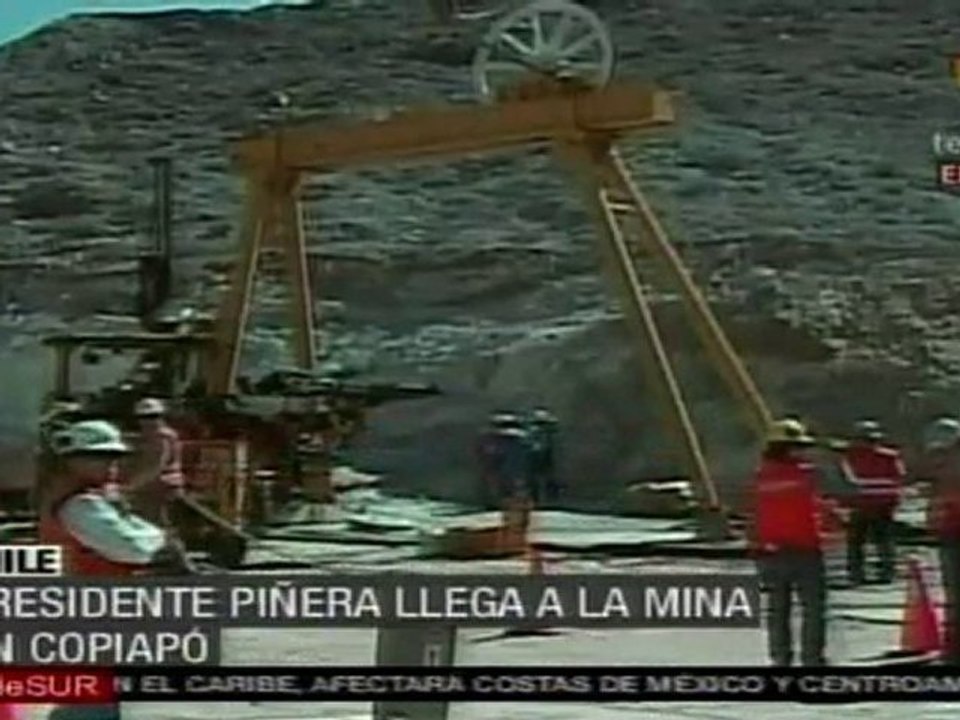 Piñera llegó a Copiapó para presenciar rescate de mineros