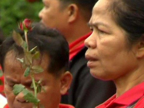 Thai Red Shirts Vow to Continue Protesting
