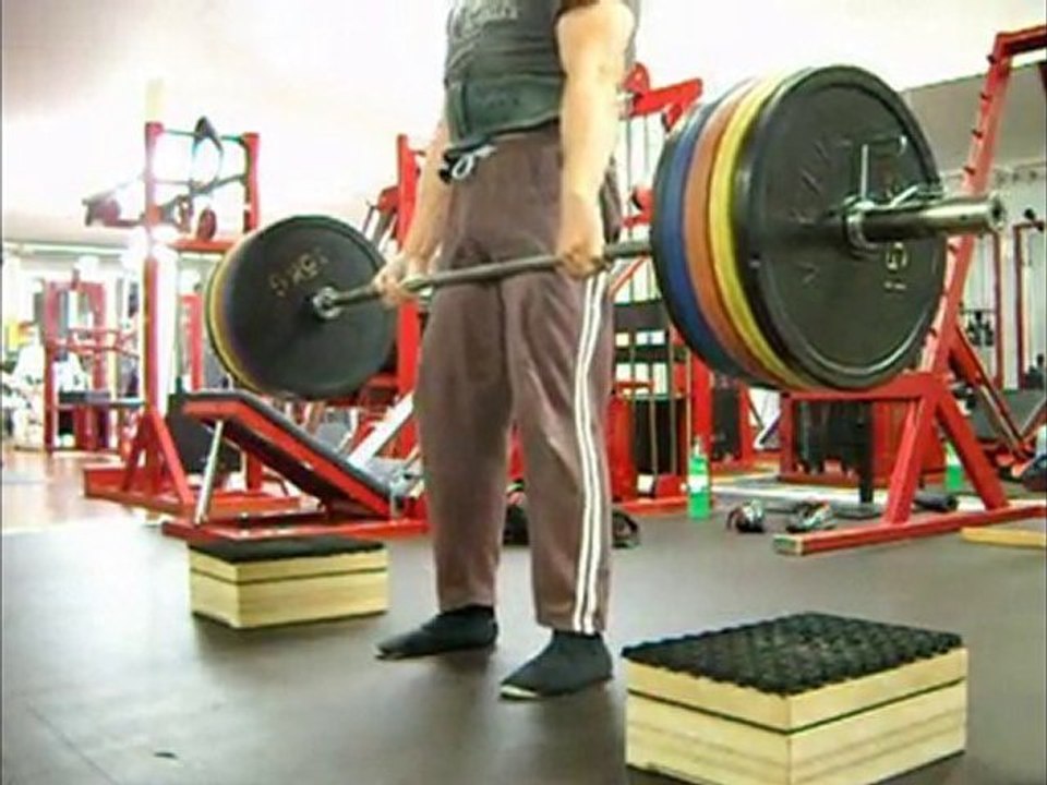 Deadlift 1x200kg von 15cm Blocks