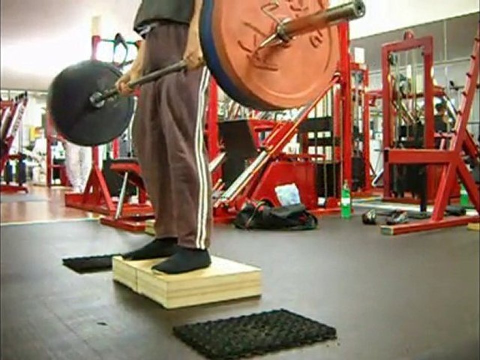 Deadlift 3x140KG 10cm Block 3.Satz