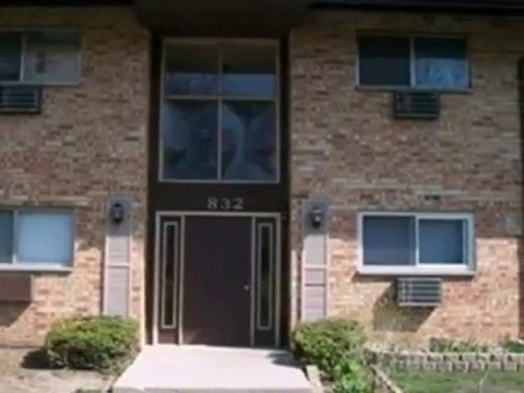 Homes for Sale - 832 E Old Willow Rd - Prospect Heights, IL