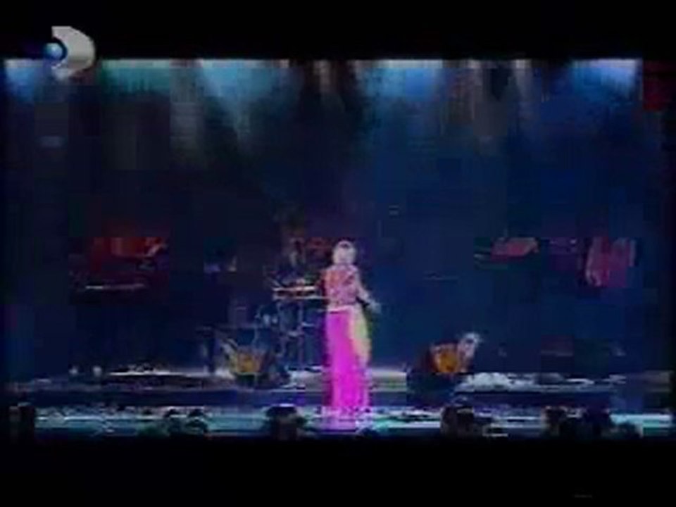 Ajda Pekkan - Bu Ne Bicim Hayat