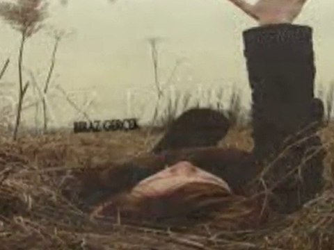 Şirin Ft. Aybüke - Çok Sıkılıyorum (FORUMTR)