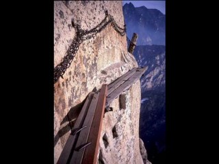 DÖNÜŞÜ OLMAYAN YOLDAYIM ŞÜKRÜ KESEN ( ŞİİRİ )