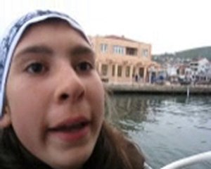 Ms . Beti Adaları tanıtıyor ( presenting the Islands )