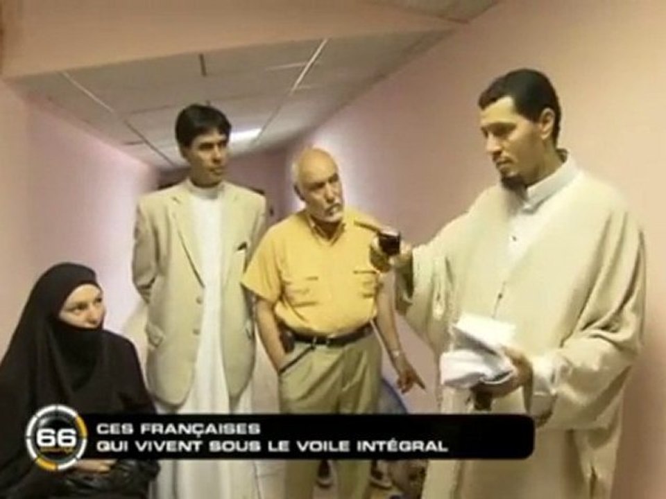 Ces Françaises qui ont choisi La Burqa 1/2