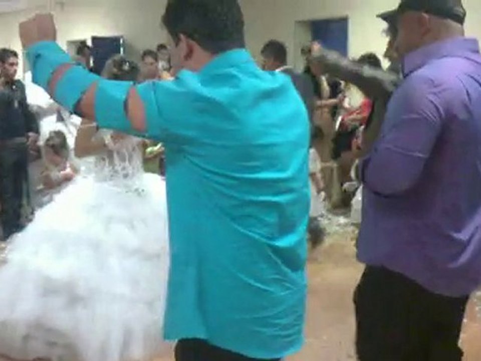 boda de la rosa y bandola