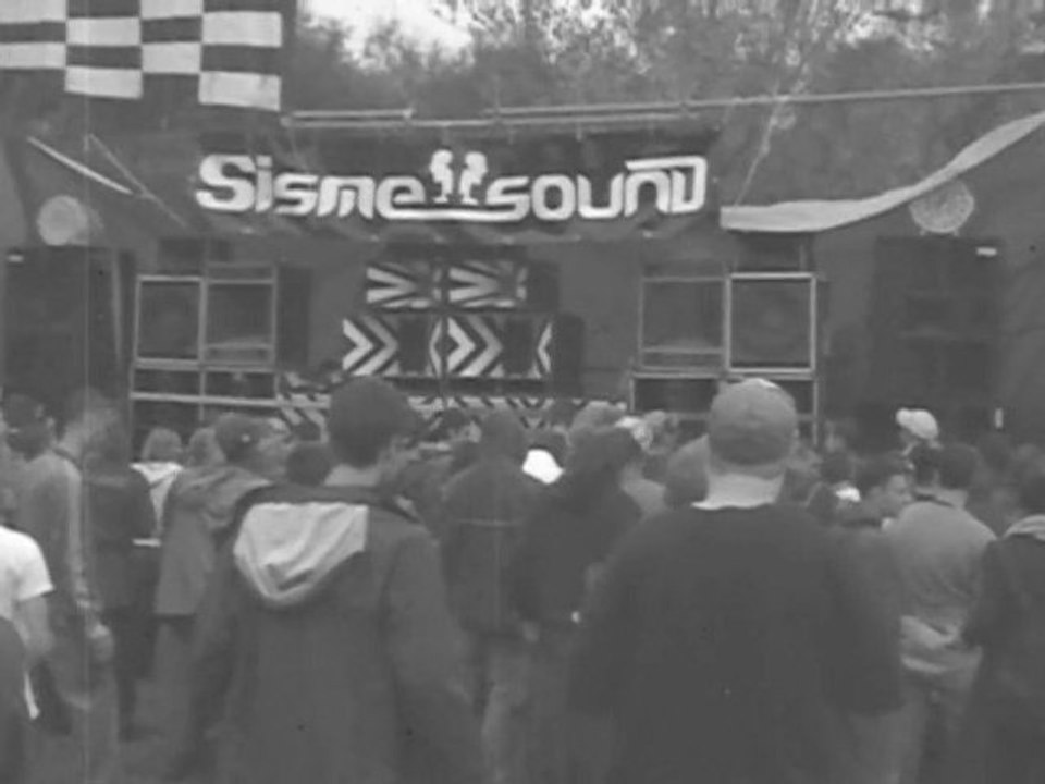 Sisme & Klg..09.10.2010..Tekno escape party..