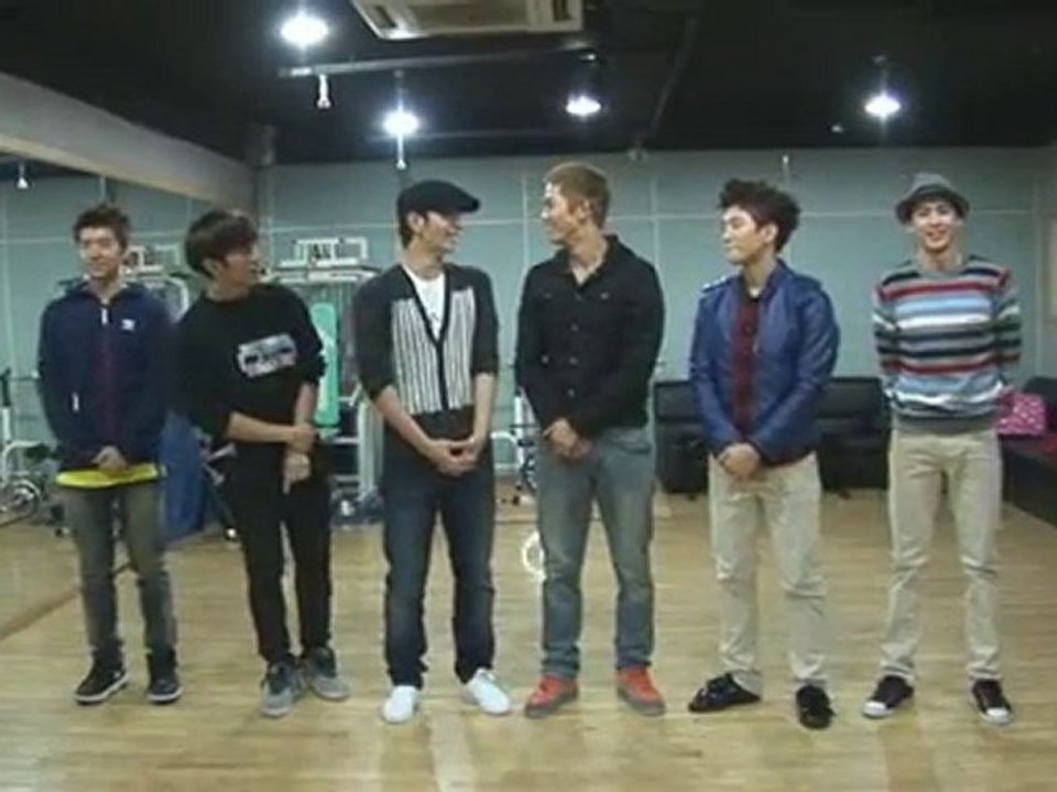 Learn the "I'll Be Back" Shuffle Dance with 2PM