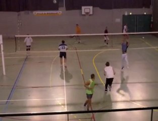 Volleyball attaque en demi