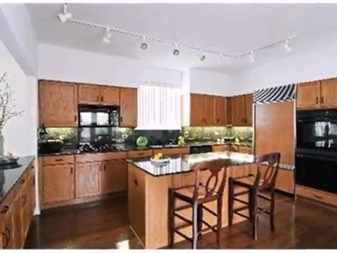 Homes for Sale - 104 Stables Court Way - Highwood, IL 60040