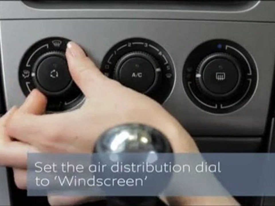 Peugeot 308_ How to demist or defrost your windscreen