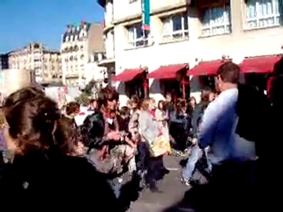 manif 007