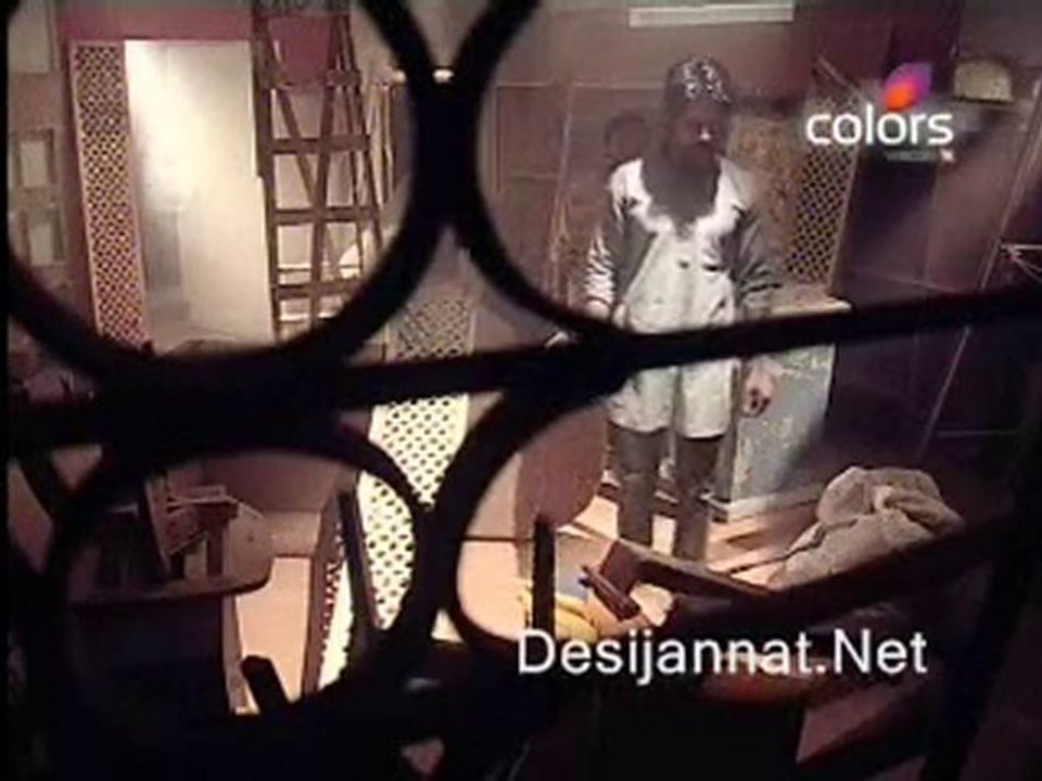 Thoda Hai Bas Thode Ki Zaroorat Hai 14th October 2010 pt3